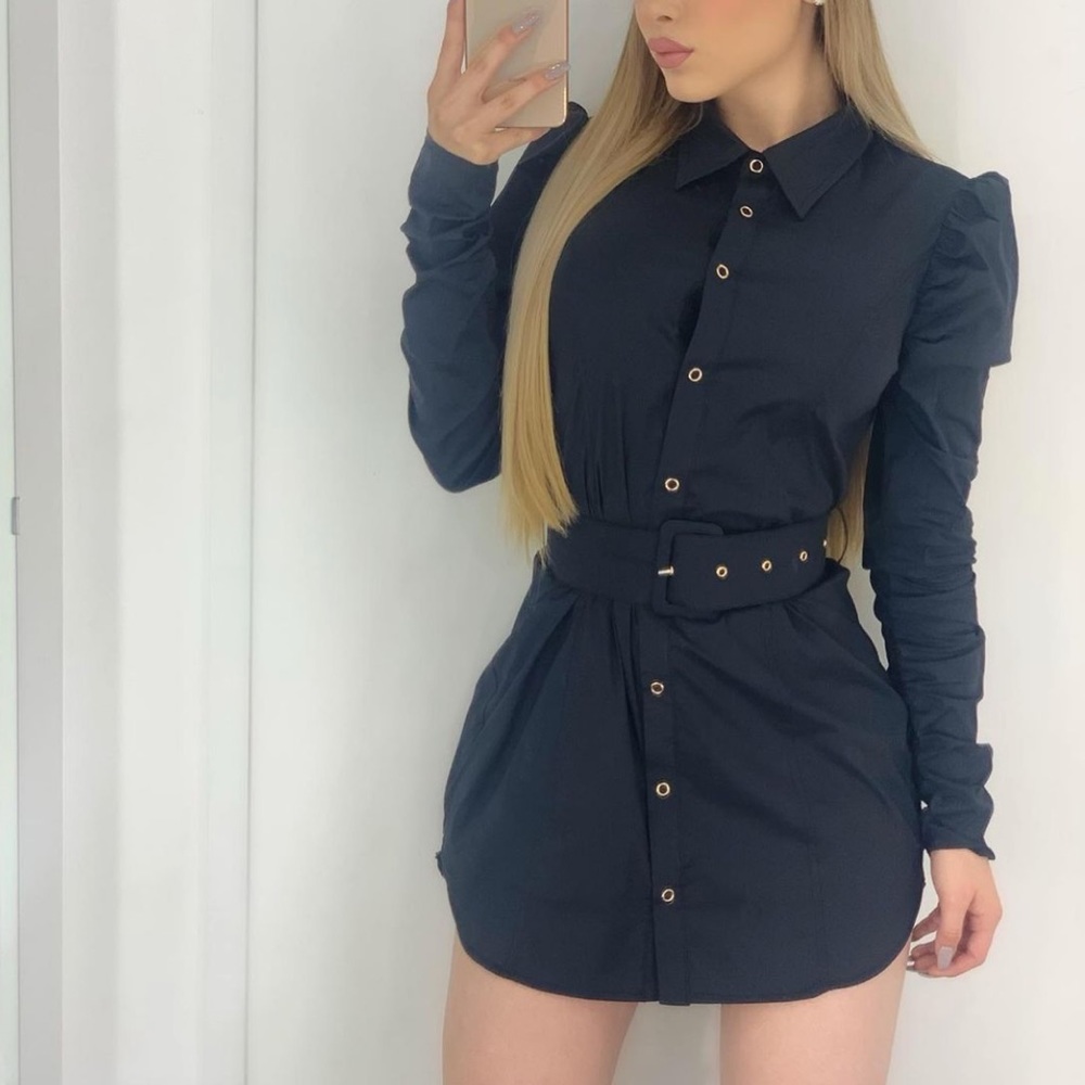 Black dress - Picture 3 of 3